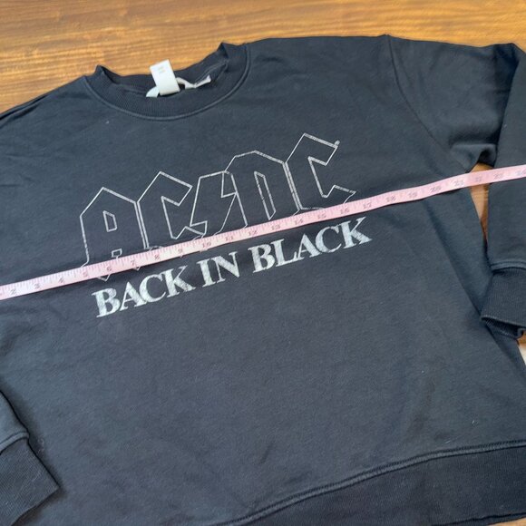 H&M ACDC “Back in Black” Graphic Sweatshirt – Women’s Size Medium - Picture 5 of 8